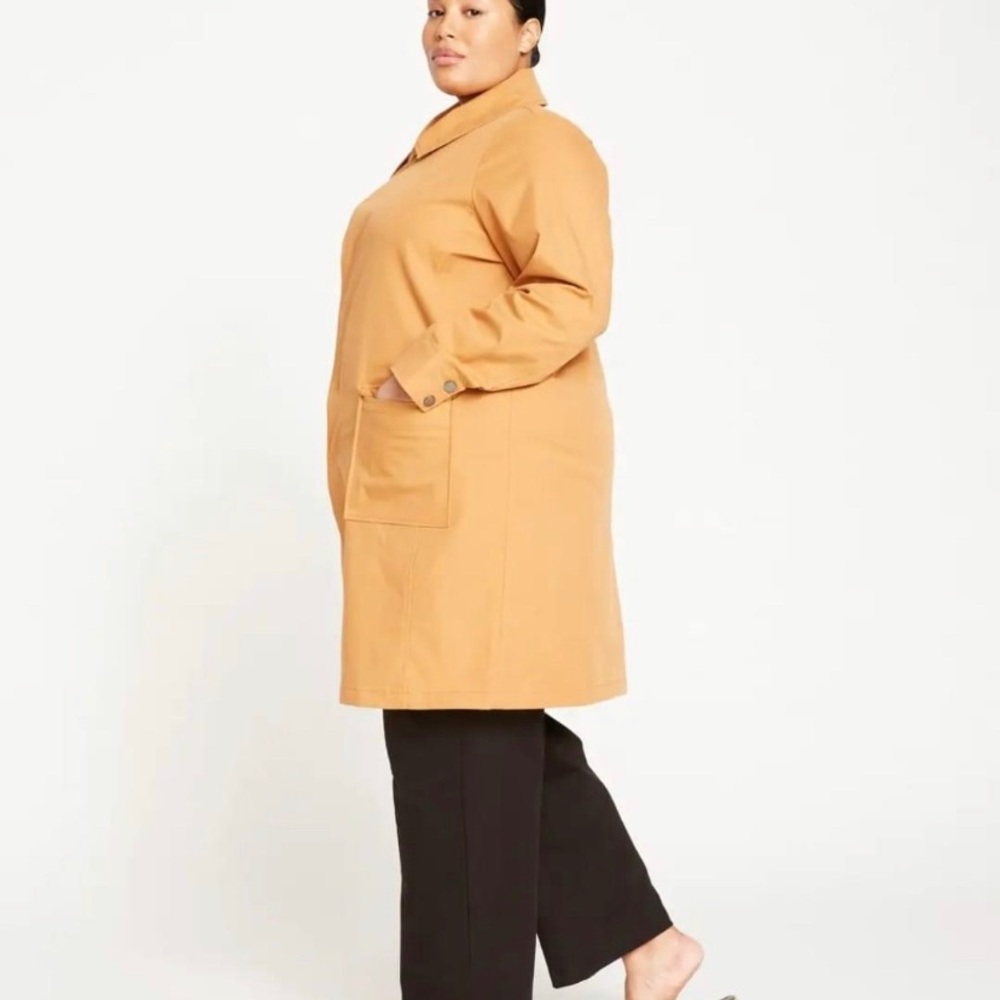NWT unlined spring jacket. Size M 18/20 universal standard.